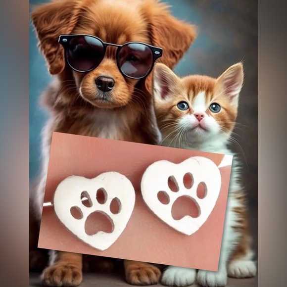 Jewelry - $2 Heart and paw print stainless steel stud earrings. New black. $2 if b…
